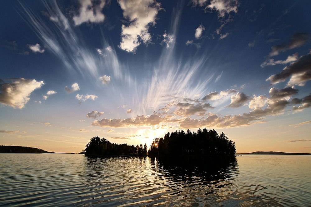 Выгозеро — российское озеро в средней части Республики Карелия.